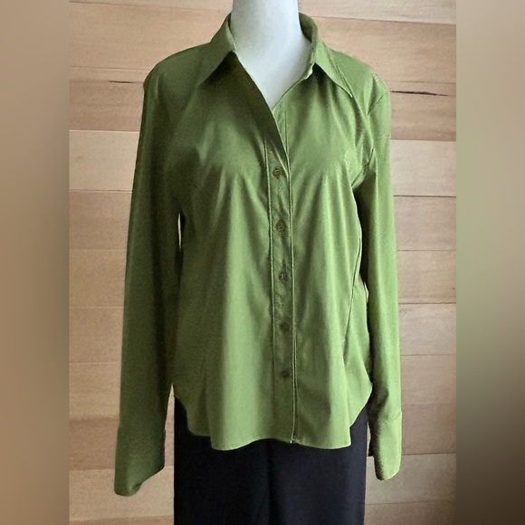 Jessica size large button up, long sleeve blouse, green, square buttons - Picture 1 of 7